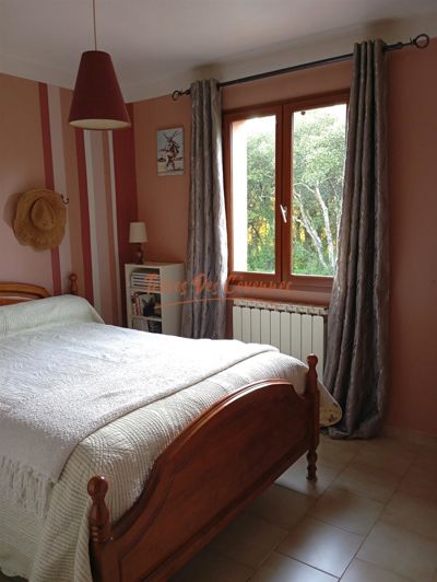 Image No.6-3 Bed House for sale