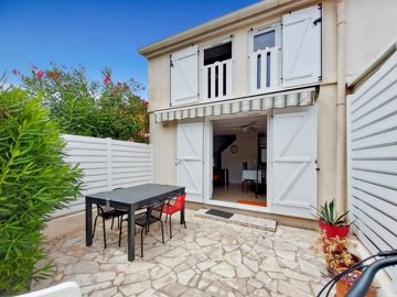 1 - Marseillan, House