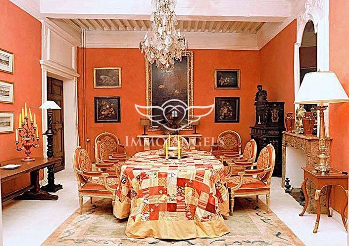 Image No.12-Propriété de 9 chambres à vendre à Lambesc