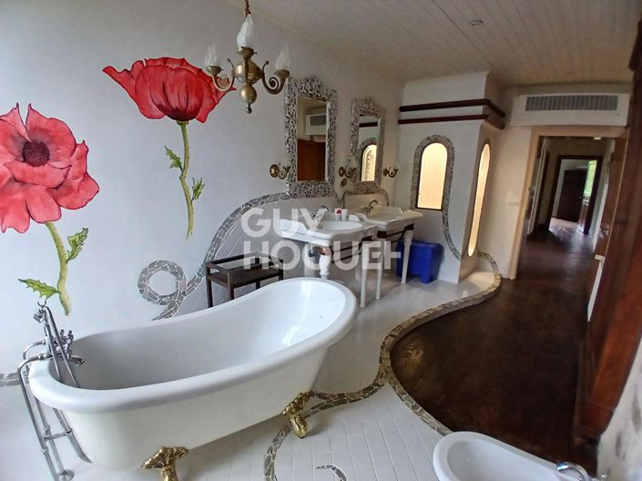 Image No.14-7 Bed House for sale