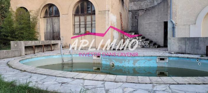 Image No.10-4 Bed House for sale