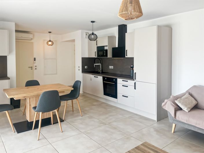 Image No.6-2 Bed Apartment for sale