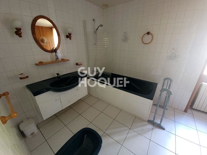 Image No.11-4 Bed House for sale