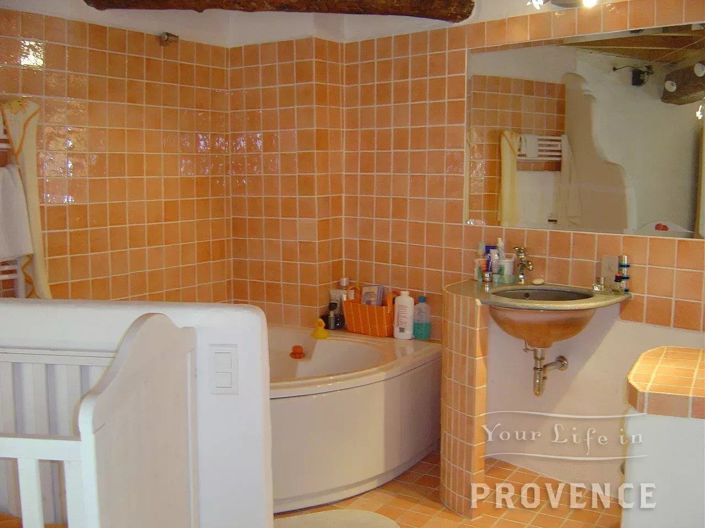 Image No.14-2 Bed House for sale