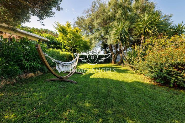 Image No.26-12 Bed Property for sale