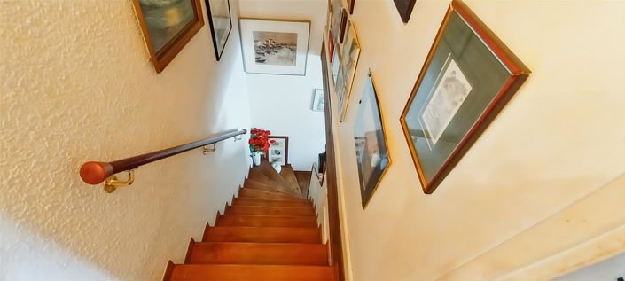 Image No.4-2 Bed House for sale