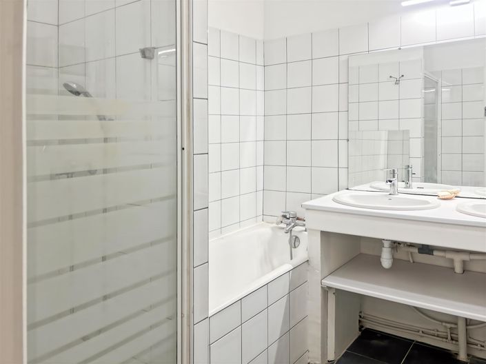 Image No.11-3 Bed Apartment for sale