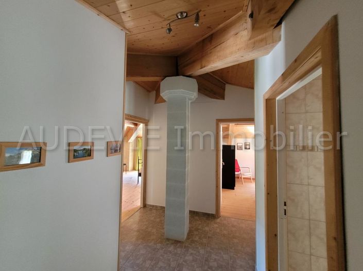 Image No.11-Propriété de 9 chambres à vendre à Durban-Corbières