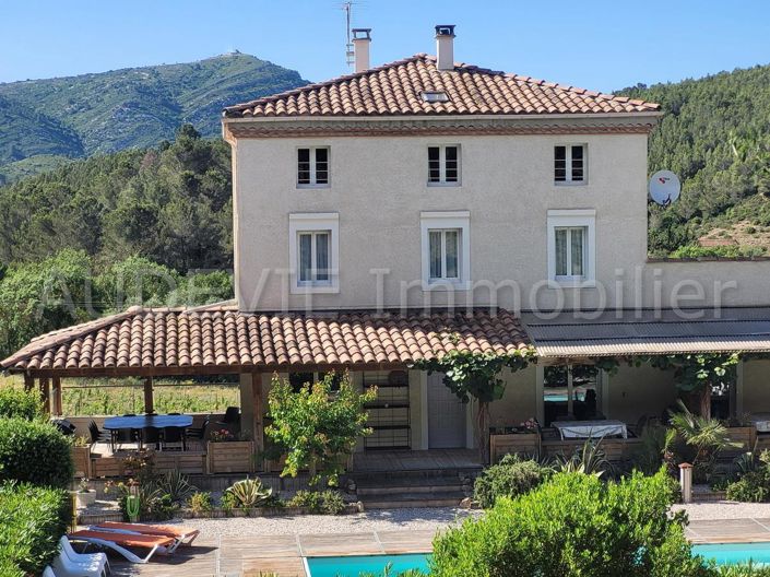 Image No.3-Propriété de 9 chambres à vendre à Durban-Corbières