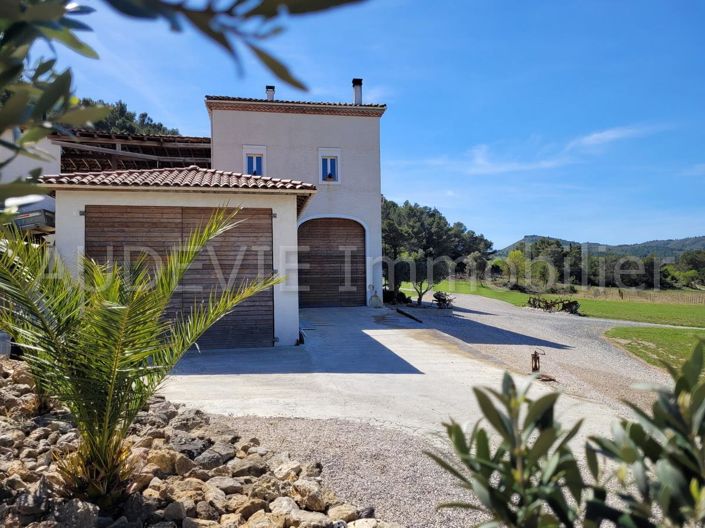 Image No.5-Propriété de 9 chambres à vendre à Durban-Corbières