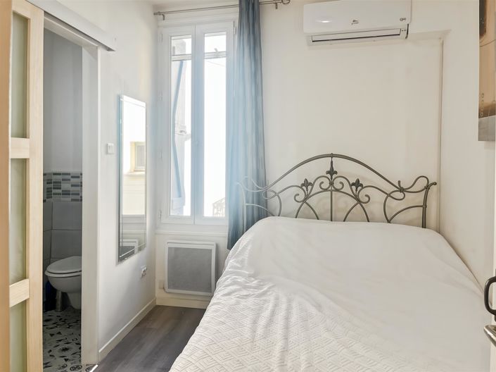 Image No.10-3 Bed House for sale