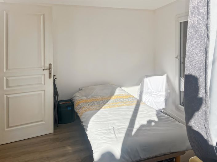 Image No.14-3 Bed House for sale