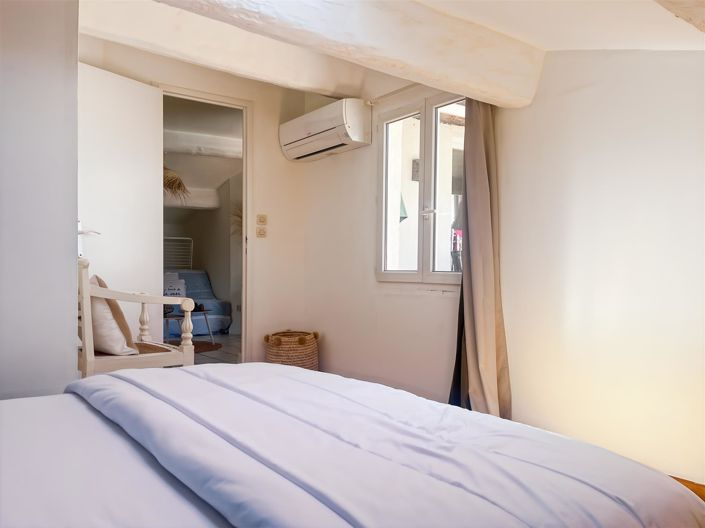 Image No.12-3 Bed House for sale