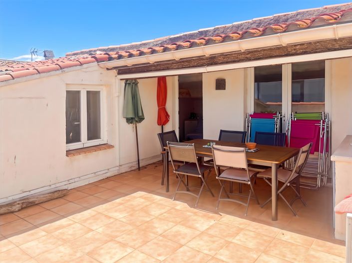 Image No.16-3 Bed House for sale