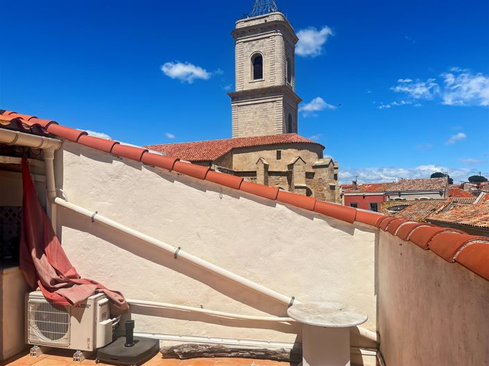 Image No.18-3 Bed House for sale