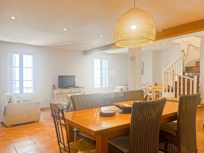 Image No.7-3 Bed House for sale