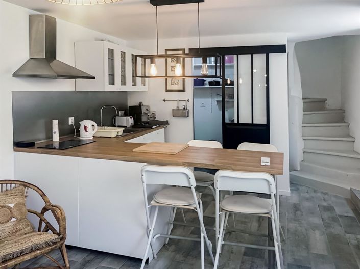 Image No.10-2 Bed House for sale