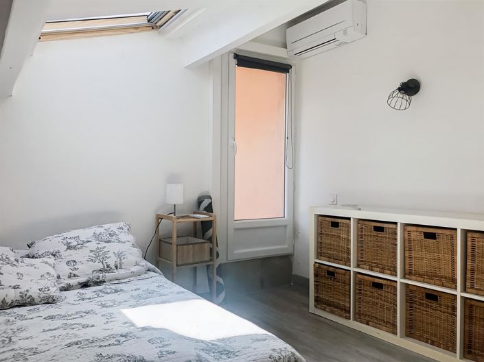 Image No.3-2 Bed House for sale