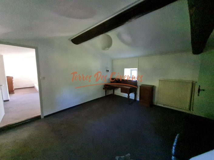 Image No.12-4 Bed House for sale