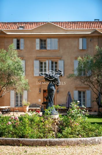 Image No.7-Propriété de 24 chambres à vendre à Pézenas