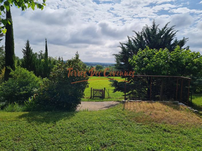 Image No.19-8 Bed House for sale