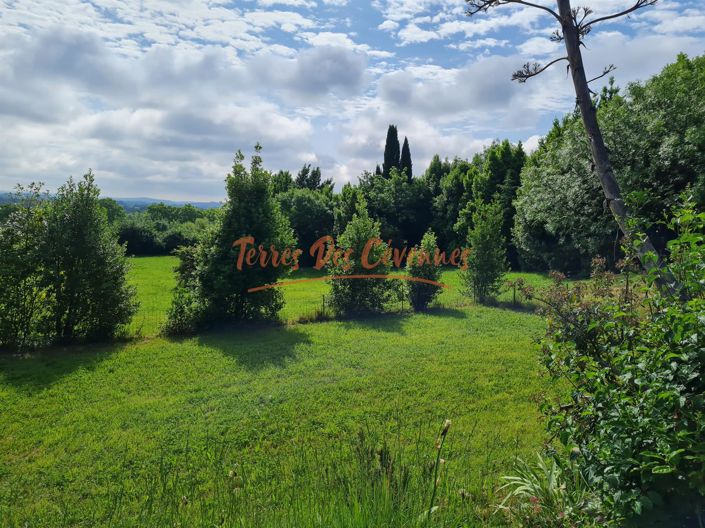 Image No.21-8 Bed House for sale