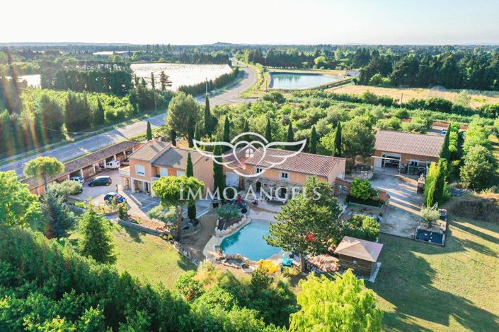 Image No.1-Propriété de 5 chambres à vendre à L'Isle-sur-la-Sorgue