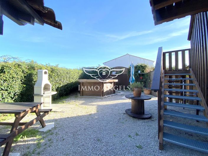 Image No.12-7 Bed House for sale