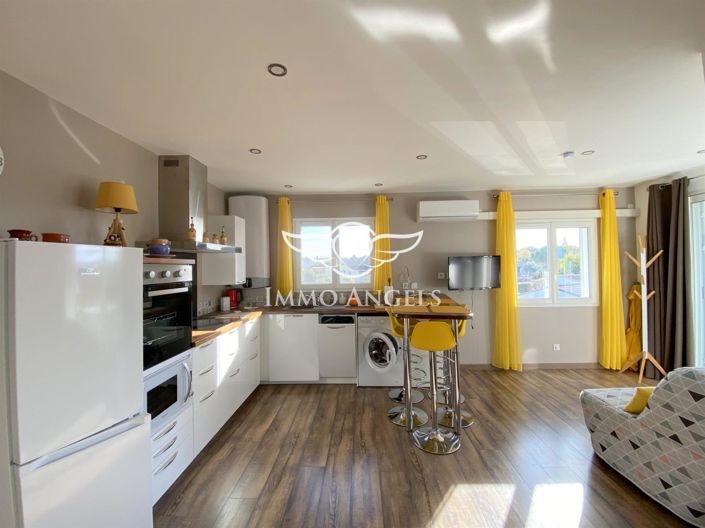 Image No.17-7 Bed House for sale