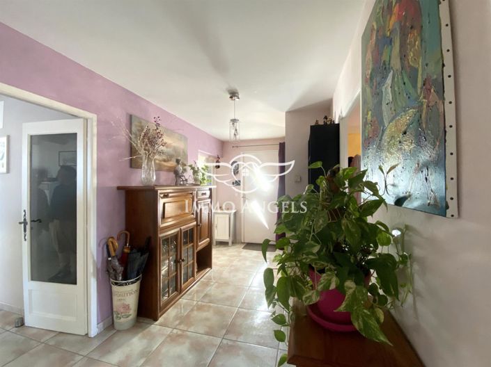 Image No.5-7 Bed House for sale