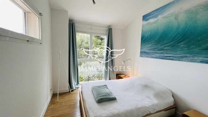 Image No.15-4 Bed Property for sale