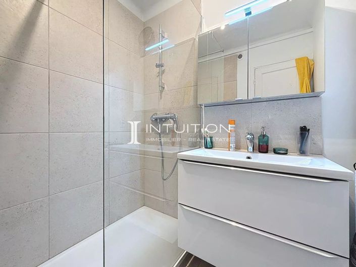 Image No.11-Appartement de 1 chambre à vendre à Cannes