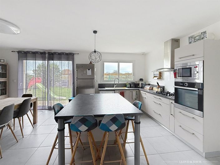 Image No.4-Maison de 3 chambres à vendre à Médis