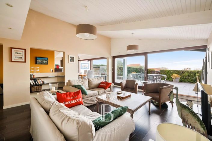 Image No.4-3 Bed Apartment for sale