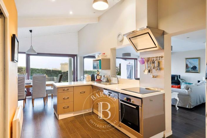 Image No.7-3 Bed Apartment for sale