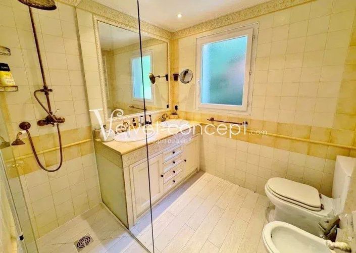 Image No.6-4 Bed House for sale