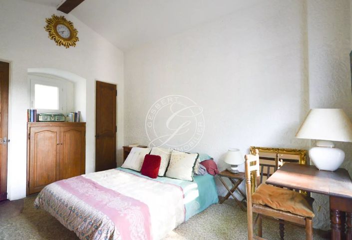 Image No.12-2 Bed House for sale