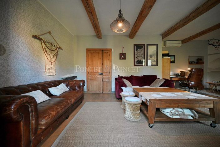 Image No.20-7 Bed House for sale