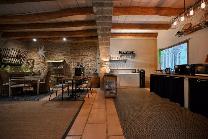 Image No.7-7 Bed House for sale