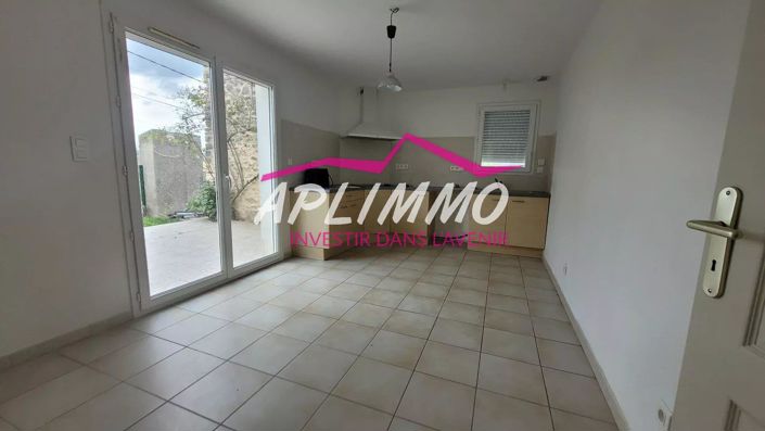 Image No.3-3 Bed House for sale