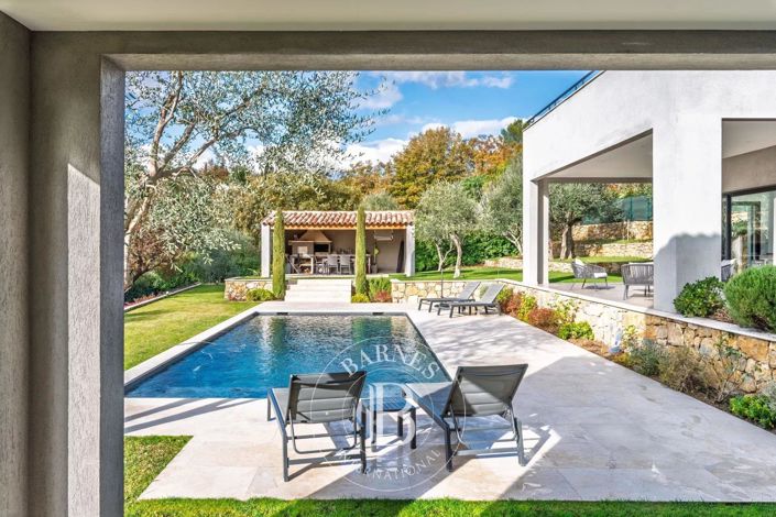 Image No.4-4 Bed House for sale