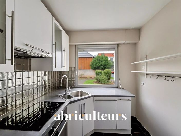 Image No.10-1 Bed Apartment for sale