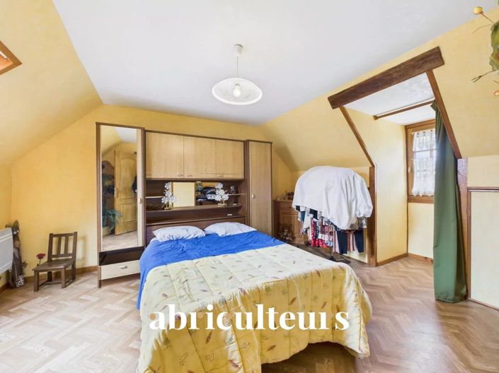 Image No.10-3 Bed House for sale