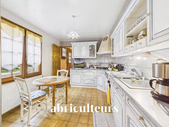 Image No.6-3 Bed House for sale