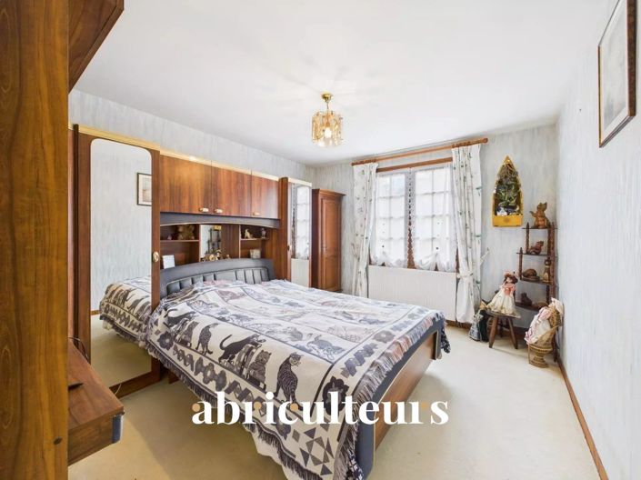 Image No.8-3 Bed House for sale