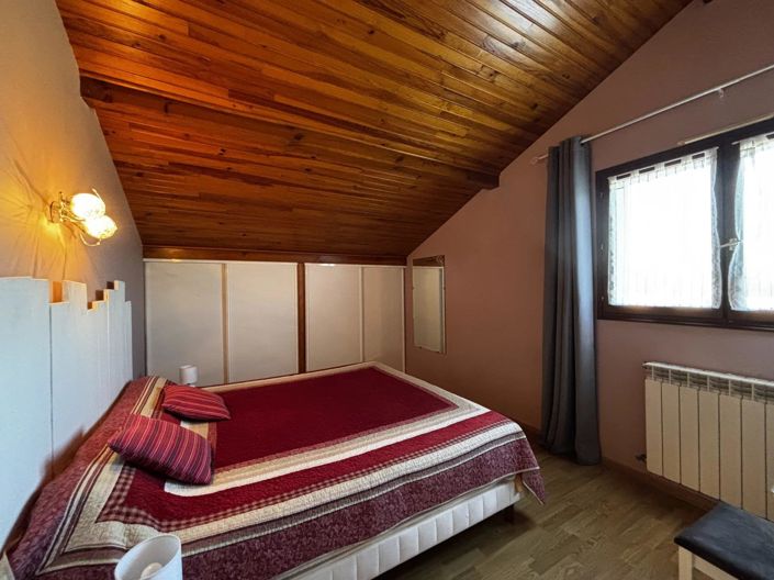 Image No.13-4 Bed House for sale