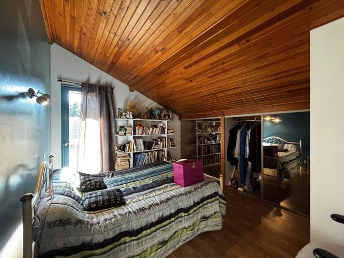 Image No.14-4 Bed House for sale