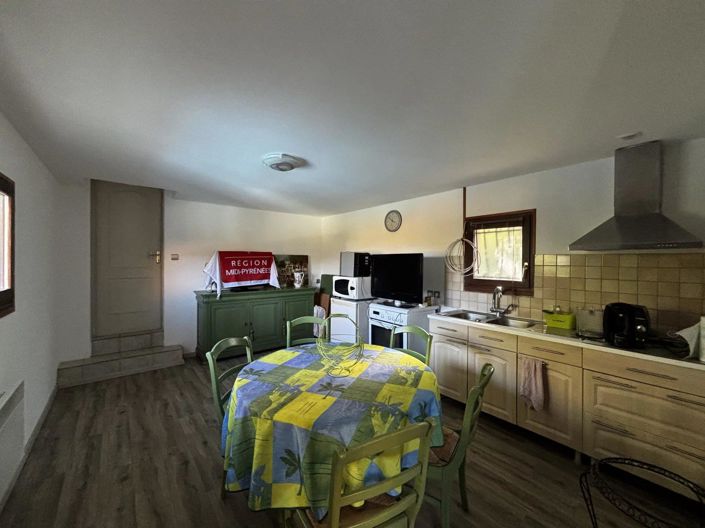 Image No.17-4 Bed House for sale