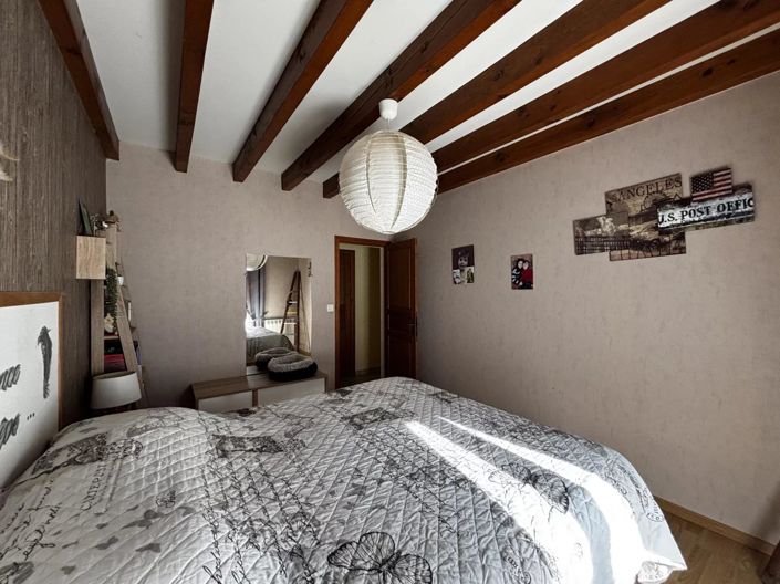 Image No.9-4 Bed House for sale