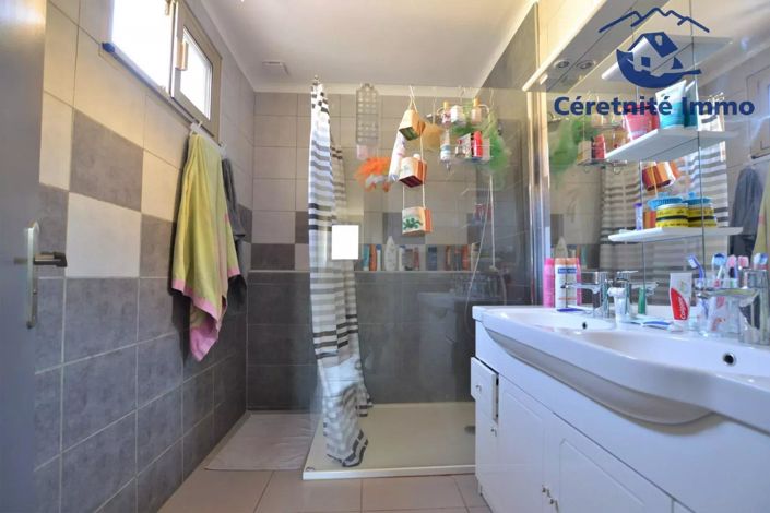 Image No.13-3 Bed House for sale